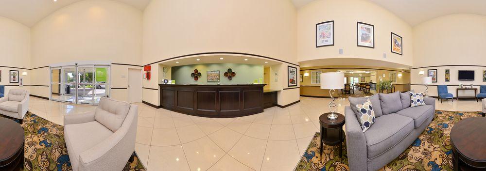 La Quinta By Wyndham Sebring Hotel Exterior photo